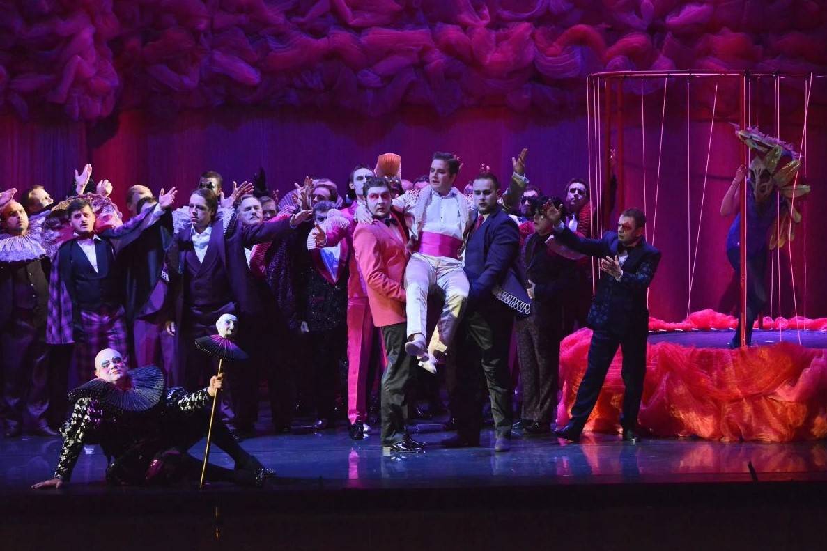 Opera Nova